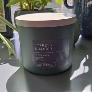 Bath And Body Works White Barn 3 Wick Cypress & Amber Candle
